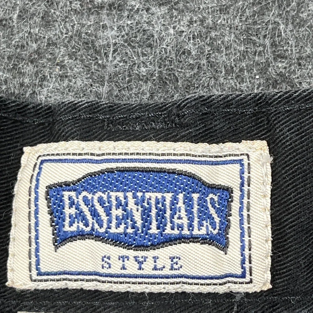 Vintage Essentials Style Shorts Womens 12 Black Excellent Cotton Pleated Cuffed